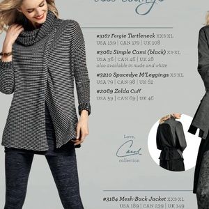 Fall 2016 CAbi Fergie turtleneck sweater S